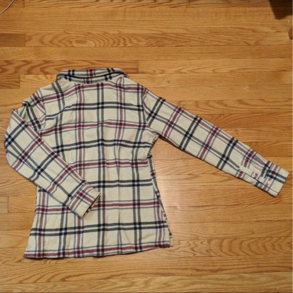 Patagonia Fjord Flannel - Picture 2 of 4